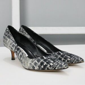Manolo Blahnik Black White BB Pump Plaid Kitten Heels Size 37.5 IT / 7.5 US